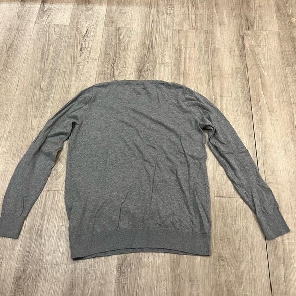 Old Navy Letter C Sweater Large Gray 100% Cotton Like New - Picture 8 of 12
